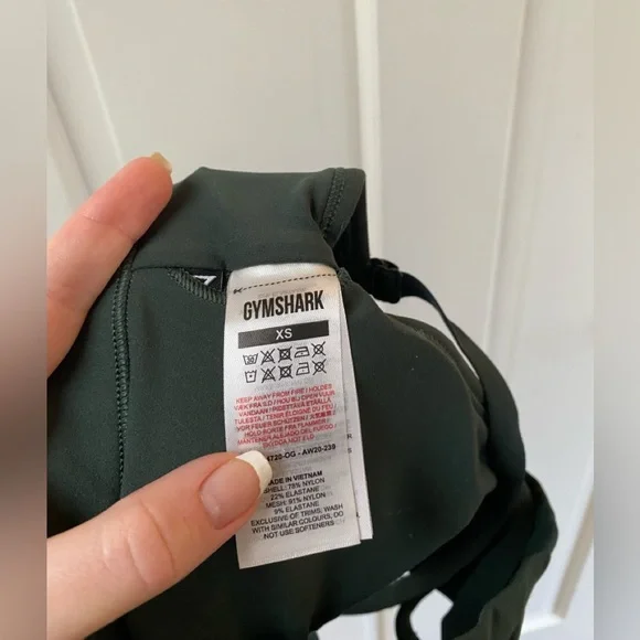 Gymshark Ruched Sports Bra - Picture 2 of 5